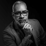 Retrato corporativo do cliente Cahê